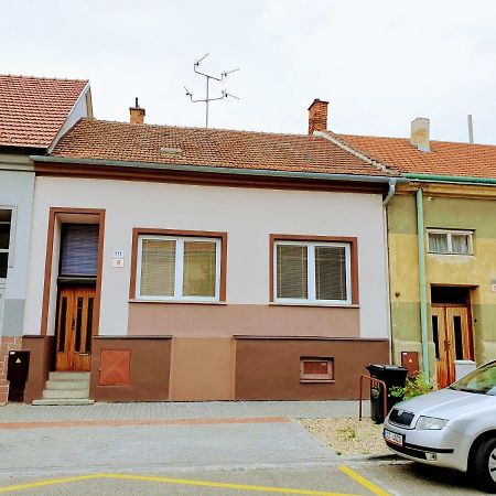 BřeclavCechovka公寓 外观 照片